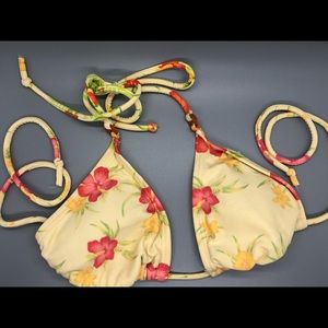 GOSSIP Bikini top with Hawaiian Print, size Small